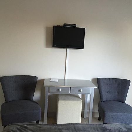 איסט לונדון Larkspur Place מראה חיצוני תמונה